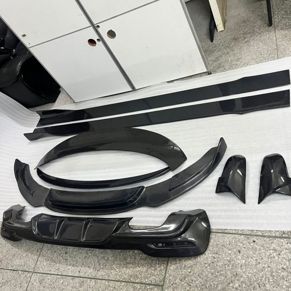 Suitable for F34 BMW 3 Series GT320i330im Sport modified carbon fiber front lip side skirt rear lip rear wing