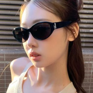 Jennie's same fashion sunglasses women's 2024 autumn and winter retro cat-eye polarized anti-ultraviolet sunglasses