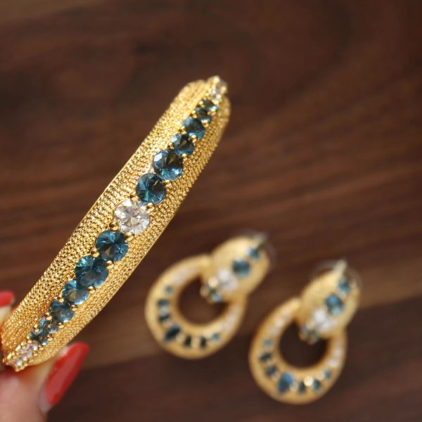 French vintage rhinestone stud earrings vintage second-hand high-end temperament light luxury frosted bracelet bracelet women