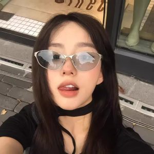 Cross-border new European and American style personalized cat eye sunglasses, futuristic hot girl technology glasses, old money style sunglasses