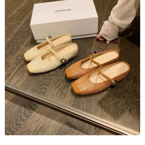 The leather version of the grape mother is the same style with a height increase of 5cm ~ vacation style straw weaving square head cool slippers for female lazy people versatile commuting semi-drags