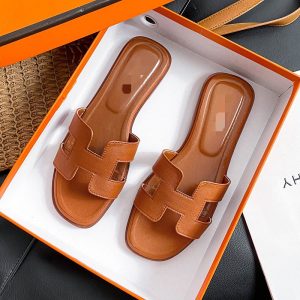 TB~ spot slippers women's outer wear summer soft-soled flip-flops, breathable sandals, versatile flat slippers, women's plus-size shoes