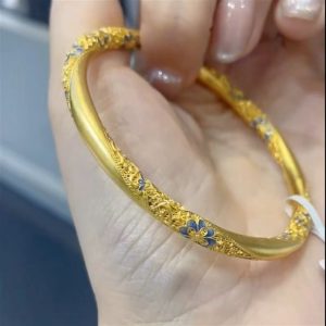 High-quality blue and white enamel|Mobius orchid filigree bracelet is full of flowers, ancient golden national style jewelry