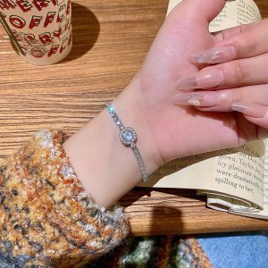 Titanium steel does not fade Korean vintage pearl bracelet women's ins style high-end niche titanium steel bracelet couple bracelet