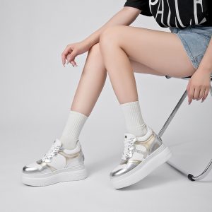 2025 summer new inner height increase women's shoes 9.5CM ultra-light platform sole casual small body board shoes leather white shoes