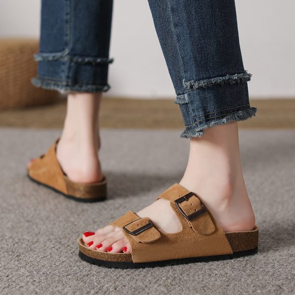 Cowhide version of Su Yinyin, the same cow reverse velvet retro buckle beach casual couple thick-soled plus-size Boken slippers women - Image 3