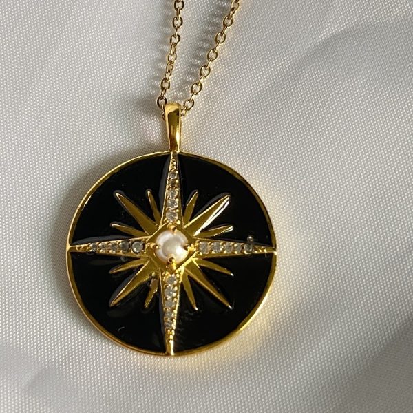 Sun and moon pattern religious copper necklace does not fade women's high-end sense niche light luxury versatile pendant - Image 3