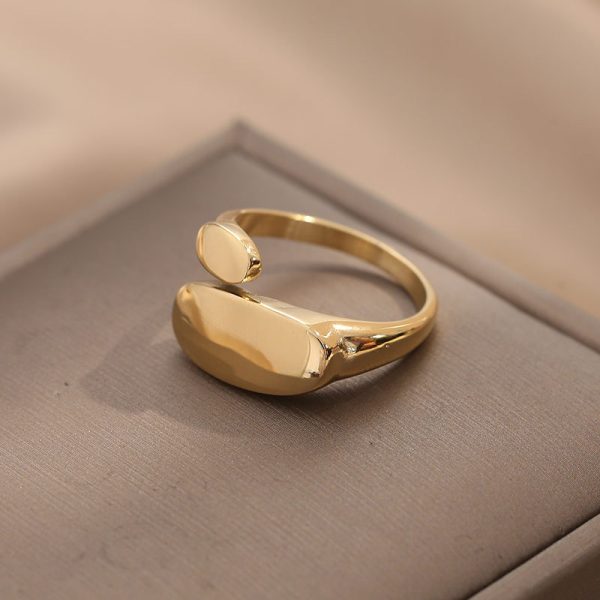 French fashion temperament oval glossy ring women's design sense niche titanium steel plated 18K open adjustable ring