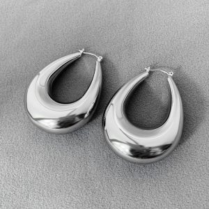 French vintage gold drop earrings, women's niche design, cold wind earrings, light luxury, high-end personality earrings