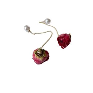 Super fairy design sense immortal rose real flower earrings French retro court style earrings Dongdamen earrings female