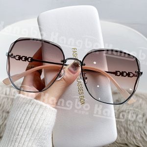 New women's sunglasses, high-end slimming sunglasses, UV protection, large frame sunglasses, large face sunscreen, tide 2304