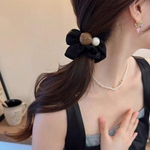 French fashion niche design, pearl satin, large intestine hair ring, retro elegant, high stretch, low ponytail, hoop hair accessory