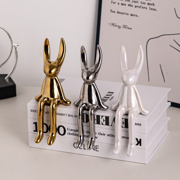 Internet celebrity creative cartoon sitting posture, long-eared rabbit ornaments, high-end light luxury living room, TV cabinet, wine cabinet, entrance decorations