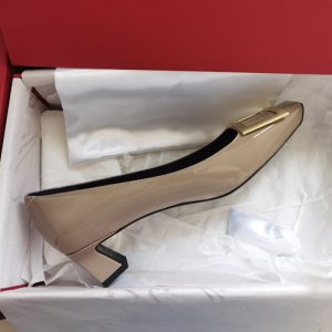 High version RV mid-heel block heel singles, patent leather square toe, square buckle wedding shoes, French commuter office OL workplace women's shoes