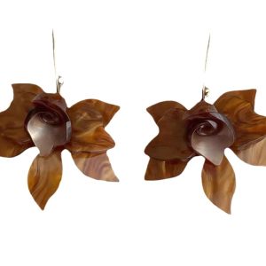 Niche design sense gardenia white coffee French vintage flower earrings Niche exaggerated petal temperament earrings