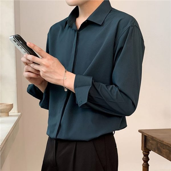 Drapable iron-free loose solid color white shirt men's light familiar ruffian handsome teenager Korean version casual long-sleeved bottoming shirt