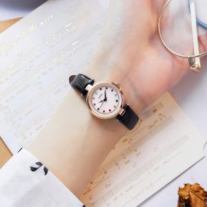 GEDI Gothic Fashion Girls Watches French Retro Temperament Small Square Quartz Color Diamond Small Plate Wholesale Women's Watches