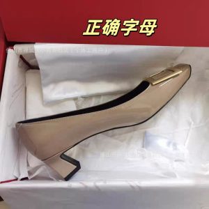 2025RV Square Buckle Single Shoes Women's Mid Heel Block Heel Patent Leather Square Toe Wedding Shoes Commuting Office OL Workplace Women's Shoes