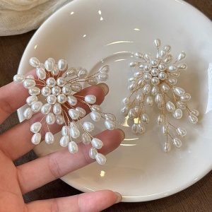 Cross-border hot selling pearl waterfall flower hand-wound pearl French elegant high-end temperament tassel earrings for women