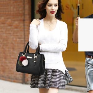 2024 new Korean version of large-capacity fashion handbag, simple and practical, light luxury shoulder bag, crossbody bag, one drop-shipping