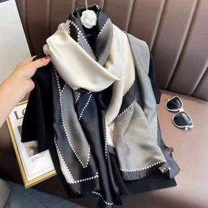 2022 new spring brocade silk scarf high-end European version of artificial silk scarf women's scarf shawl live supply