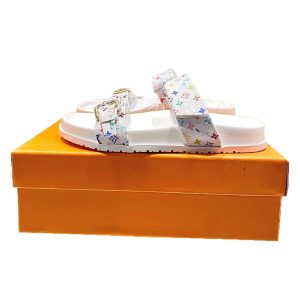 Lujia's new belt buckle slippers women's 2025 summer color letter foreign trade beach velcro sandals
