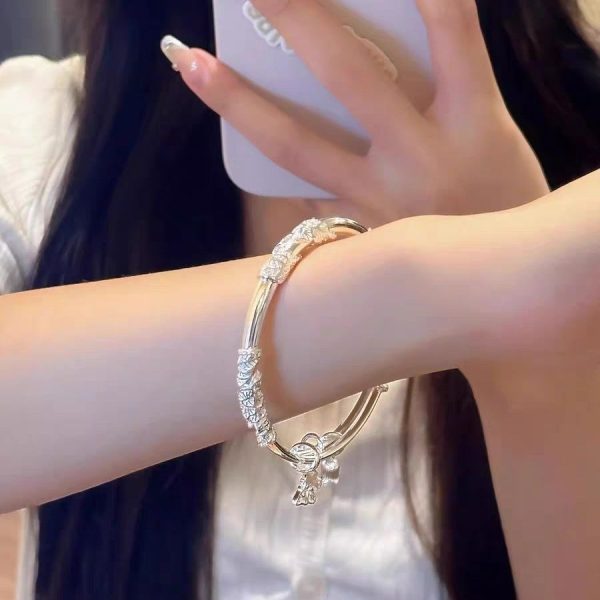 Flowers, solid sliding bracelets, female stamens, butterflies, niche temperament, high-end adjustable bracelets, versatile - Image 3