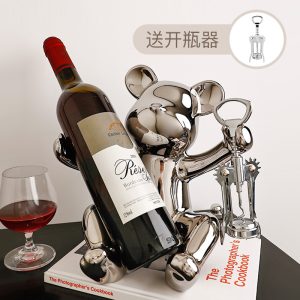 Household grape wine rack ornaments, light luxury, high-end violence, bear wine saucers, glass shelves, wine cabinets, living room, home decorations