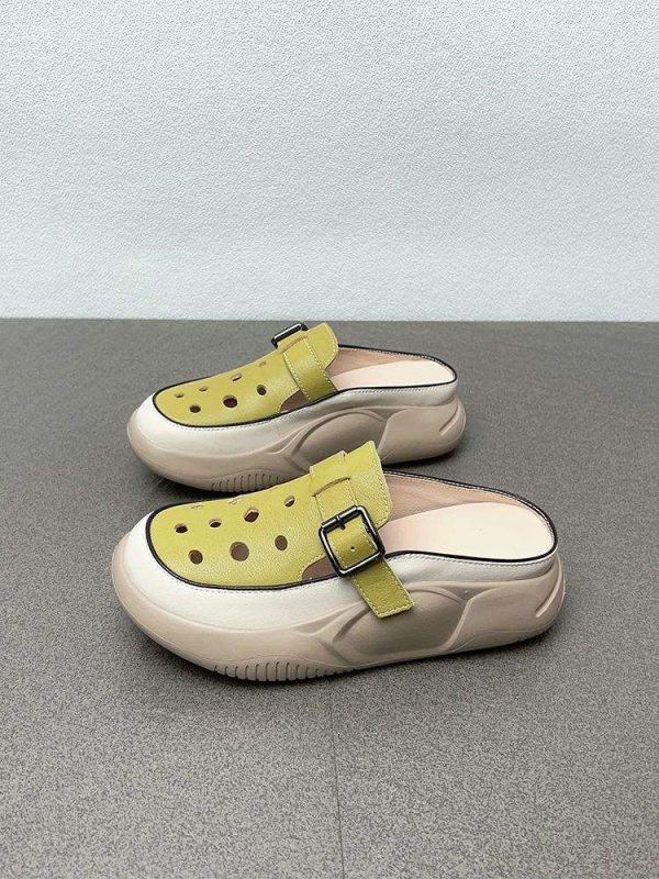 Hollow breathable hole slippers for women wear fashionable summer new versatile cowhide toe buckle half slippers - Image 2