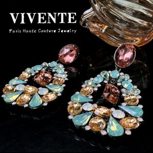 Original French catwalk, European and American exaggerated colors, full of zircon temperament, sexy heavy industry vintage marking earrings