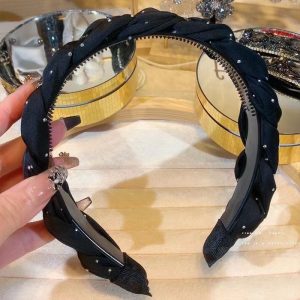 Exclusively for gypsophila rhinestone head hoop with teeth, non-slip braids, face washing, hairpins, headwear, twist headbands, bows