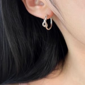 French metal knotted round earrings high-end niche design retro plain ring earrings earrings for women