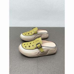 Hollow breathable hole slippers for women wear fashionable summer new versatile cowhide toe buckle half slippers