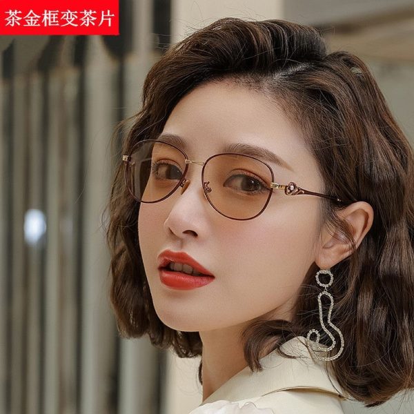 Smart photochromic sunglasses women's high quality polarized sunglasses driving driving travel UV protection glasses
