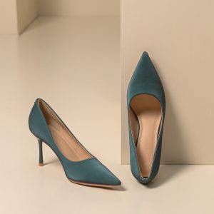 Thin heels, pointed toe, shallow mouth, niche high heel shoes, women's retro, spring and summer 2024 new banquet shoes, office shoes