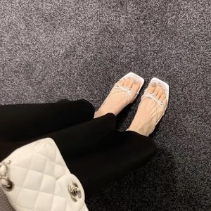 New sheepskin version ~ French evening breeze square toe thin strap flat slippers women's summer wear simple clip-on flip-flops
