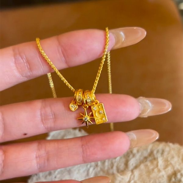 Little Red Book's popular star and moon mythical necklace female sunflower embellished little star DIY moonlight brand heart-shaped pendant - Image 2