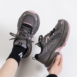 2025 spring/summer new student mesh breathable dad shoes women's Korean version of ins trendy street shooting retro platform sneakers