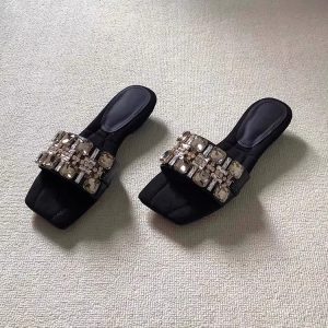 Sheepskin version ~ French temperament rhinestone high-end sense of one-line sandals for women to wear in summer with versatile block heel sandals