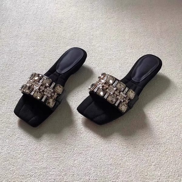 Sheepskin version ~ French temperament rhinestone high-end sense of one-line sandals for women to wear in summer with versatile block heel sandals - Image 3