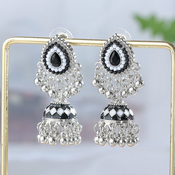 2024 autumn new earrings, retro European style pendant accessories, niche Indian style, autumn and winter new trade lady - Image 4