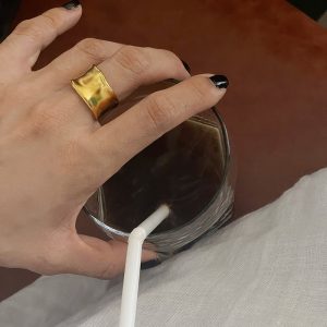 Vintage simple wide ring women's minimalist fashion personality versatile matte gold and silver two-tone open index ring ring