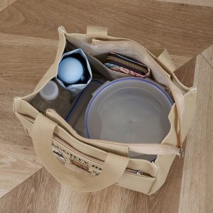 High-value canvas handbag, Bao Ma goes out, simple and small, three-dimensional handbag, commuting, thickened lunch bag for work