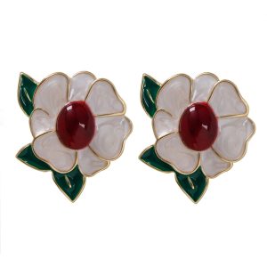 French designer vintage vintage French enamel flower stud earrings simple and fashionable S925 silver needle earrings