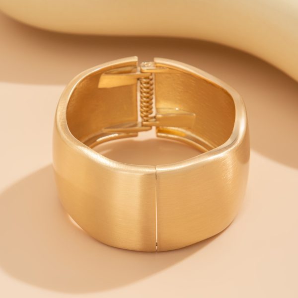 Cross-border punk style women's bracelet women's wide spring buckle Bracelet hand ornament irregular metal bracelet bracelet - Image 4