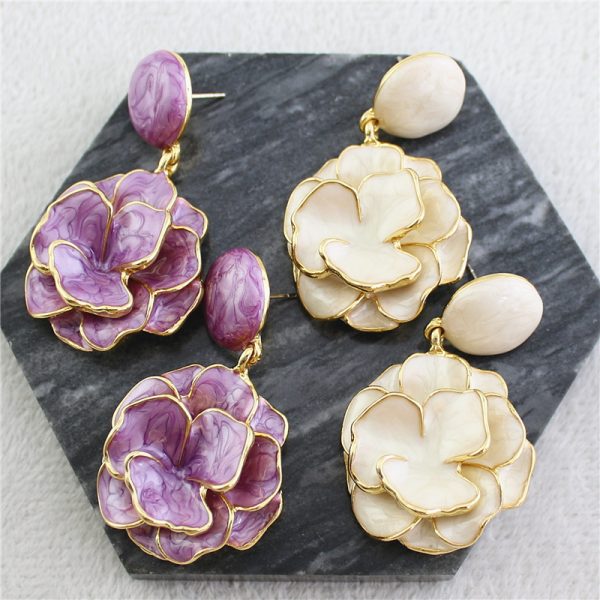 French niche purple magnolia flower painted three-dimensional rose earrings, high-end retro trendy cool earrings