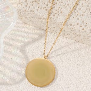 Cross-border new fashion men's accessories necklace high-end stainless steel round pendant titanium steel necklace does not fade women