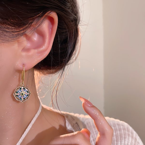 French vintage Monet garden drip glaze flower earrings women's light luxury niche high-end enamel flower earhook earrings - Image 4