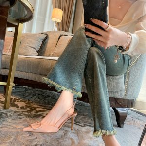 Sheepskin version ~ Su Yinyin's same leather pointed toe V-buckle pumps, toe stiletto heels, women's hollow sandals