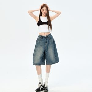 2025 American retro five-point jeans women's summer new loose high-waisted relaxed wide-leg five-point pants